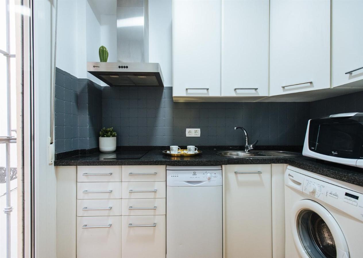 Feijoo Suite Apartment セビリア エクステリア 写真