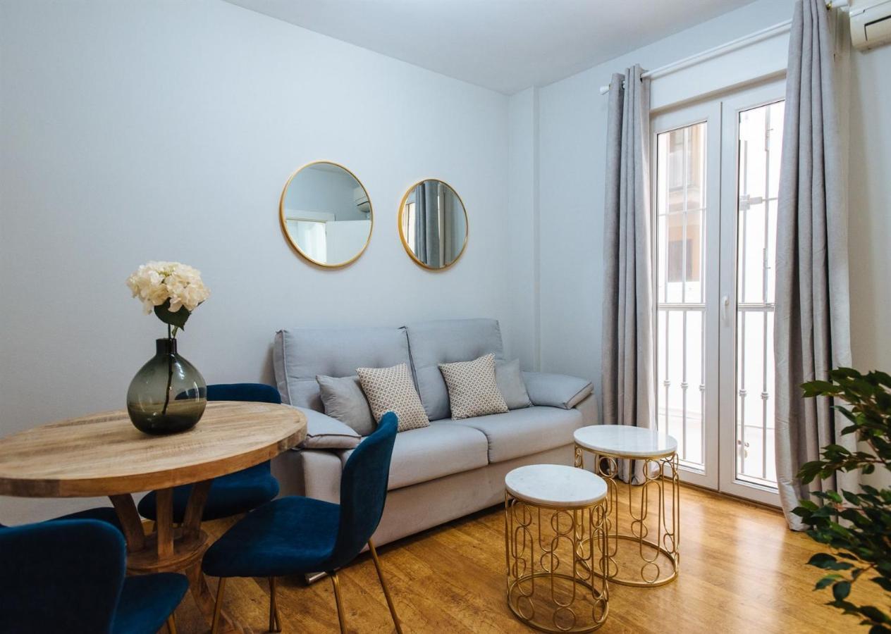 Feijoo Suite Apartment セビリア エクステリア 写真