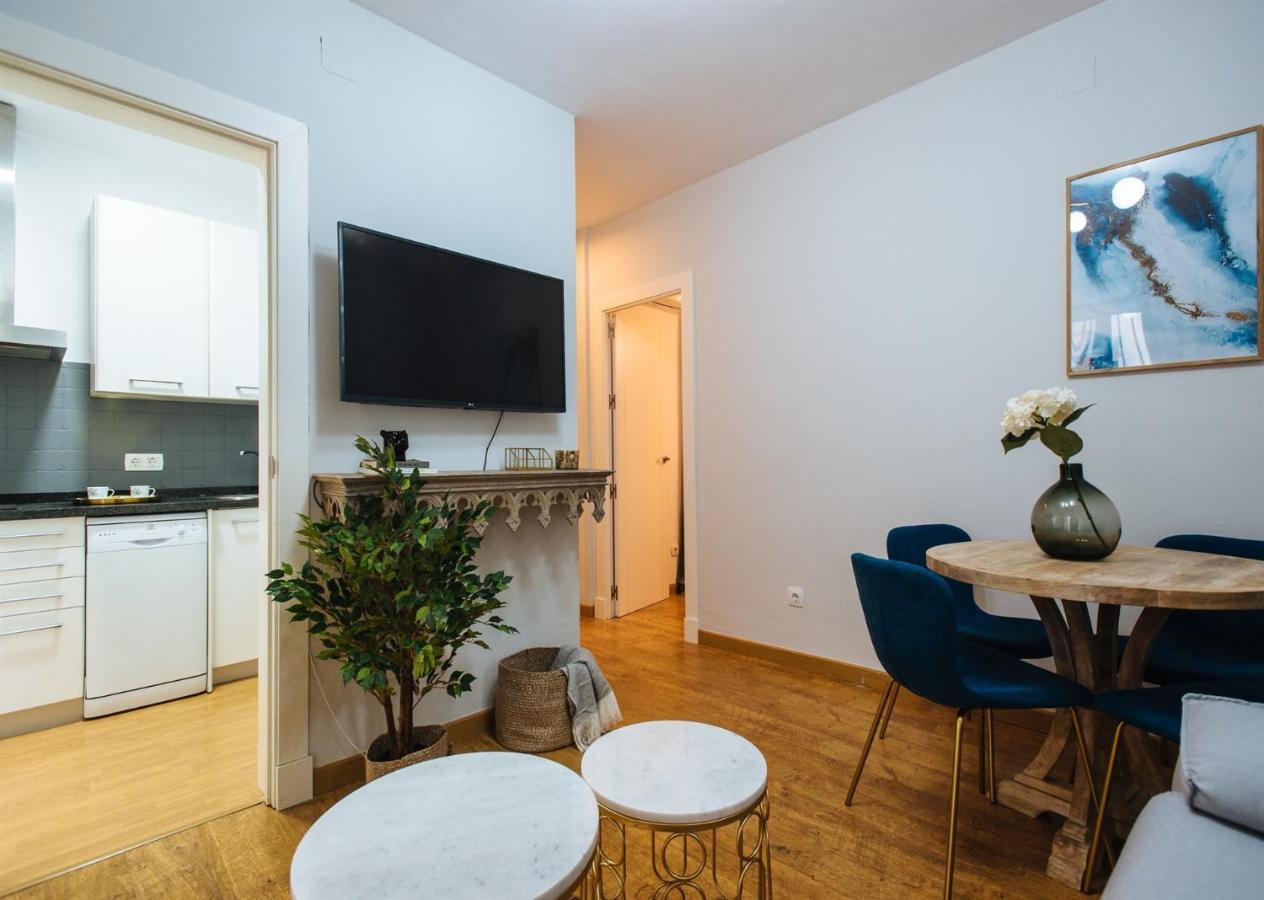 Feijoo Suite Apartment セビリア エクステリア 写真